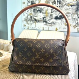 Louis Vuitton Looping Handbag Monogram Canvas Mini